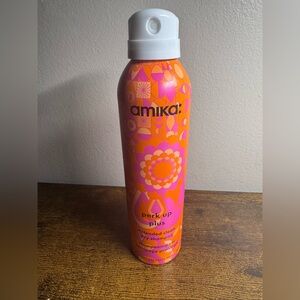 Amika perk up plus extended clean dry shampoo 5.3oz/199ml
